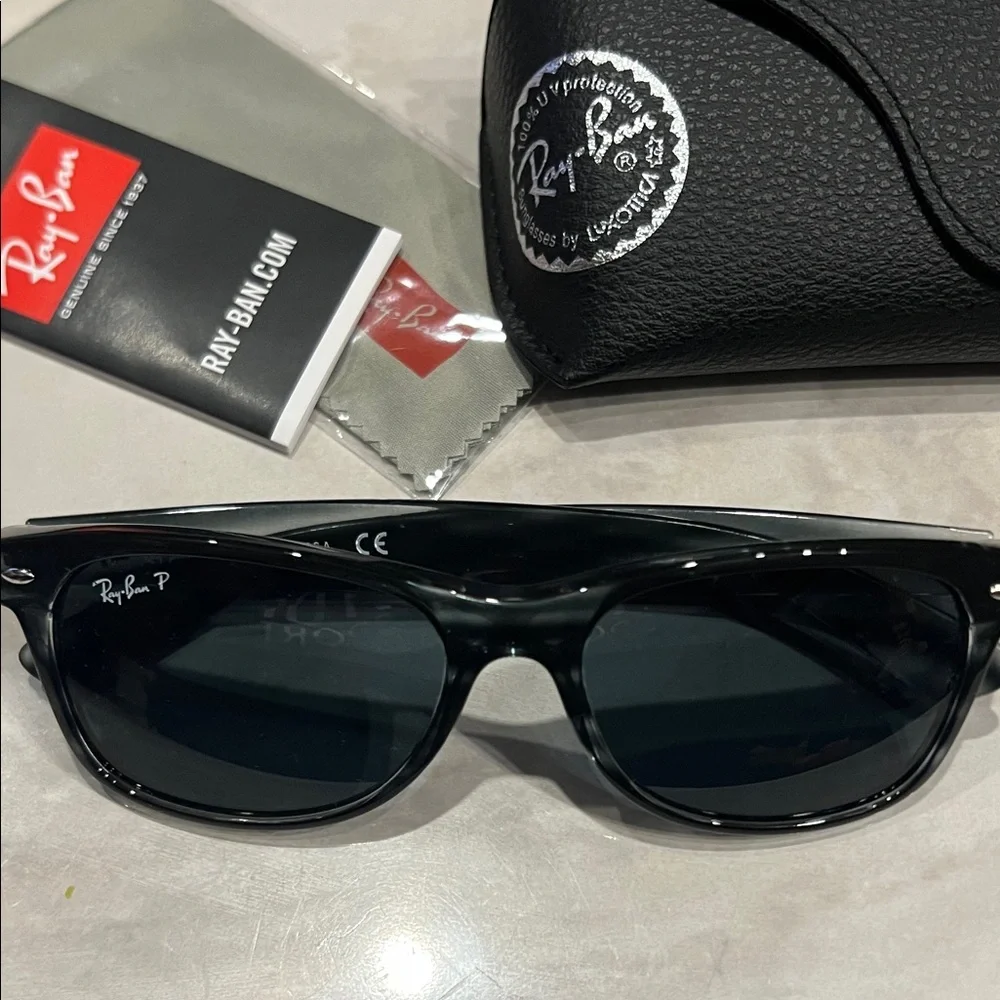 Ray-Ban Glossy Black Sunglasses